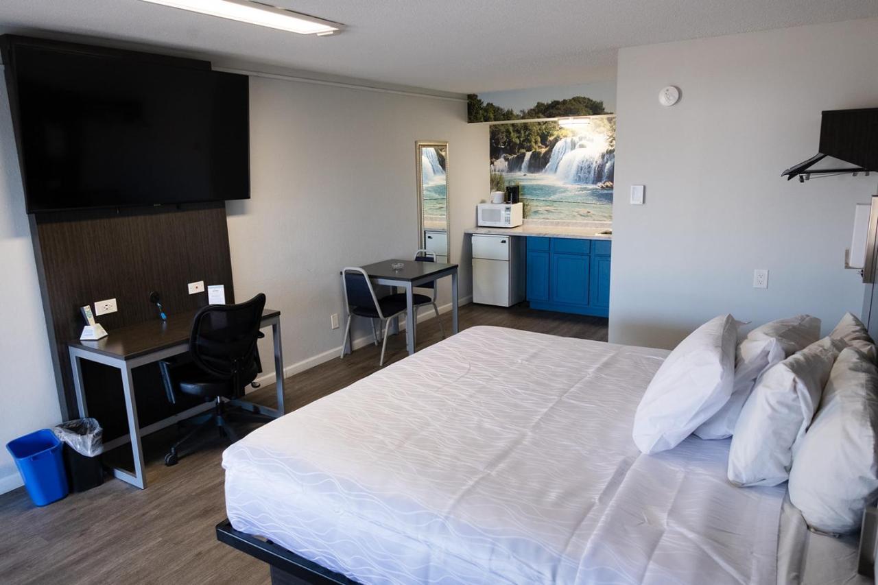 Envi Boutique Hotel 5*